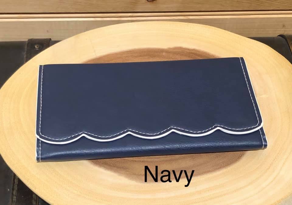Scallop Wallet - Navy