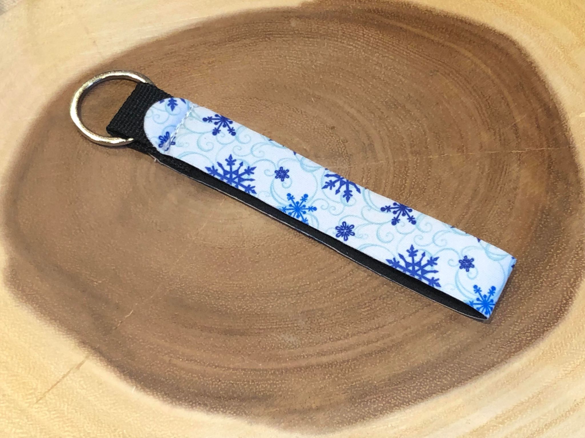 Christmas Key Fob - Blue Snowflakes