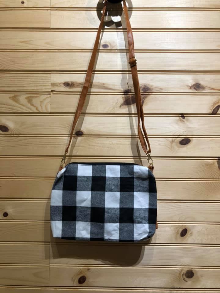 Cross Body / Wristlet - White Buffalo