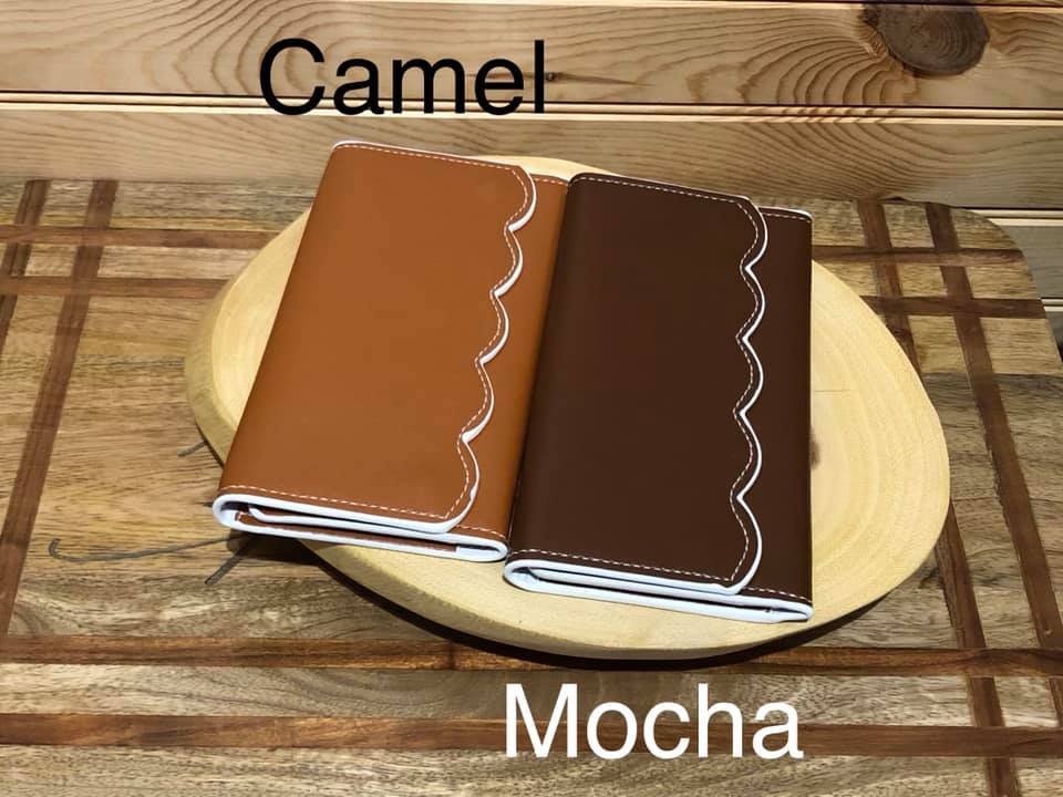 Scallop Wallet - Mocha