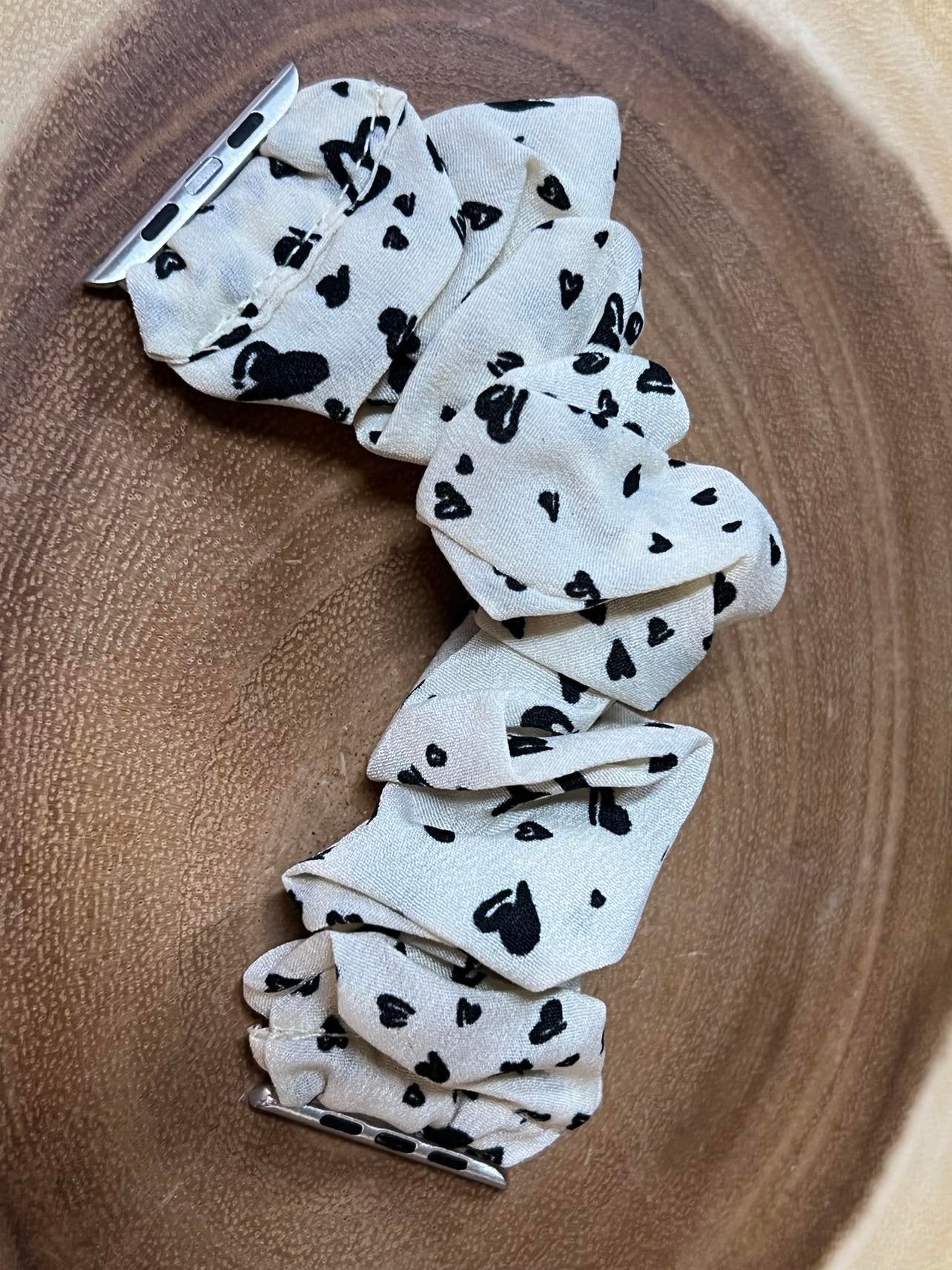 Scrunch Band for Apple iWatch - Hearts on White- 38/40 mm