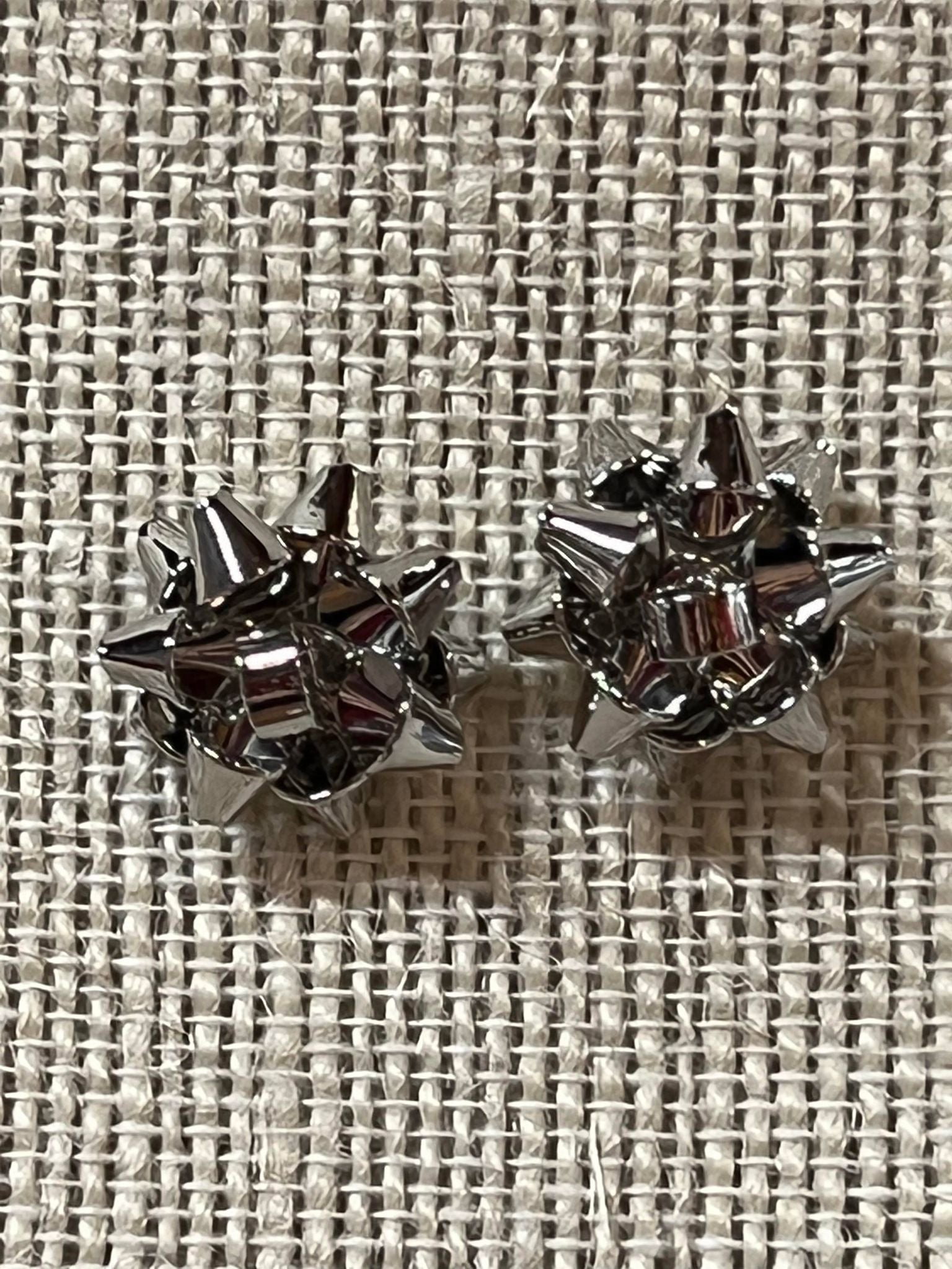 Bow Earring - Silver