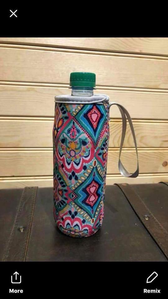 Neoprene Water Bottle Sleeve with Wrist Strap - Diamond