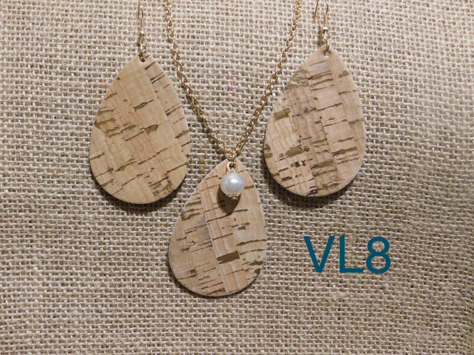 Vegan Leather Tear Drop Necklace - VL8