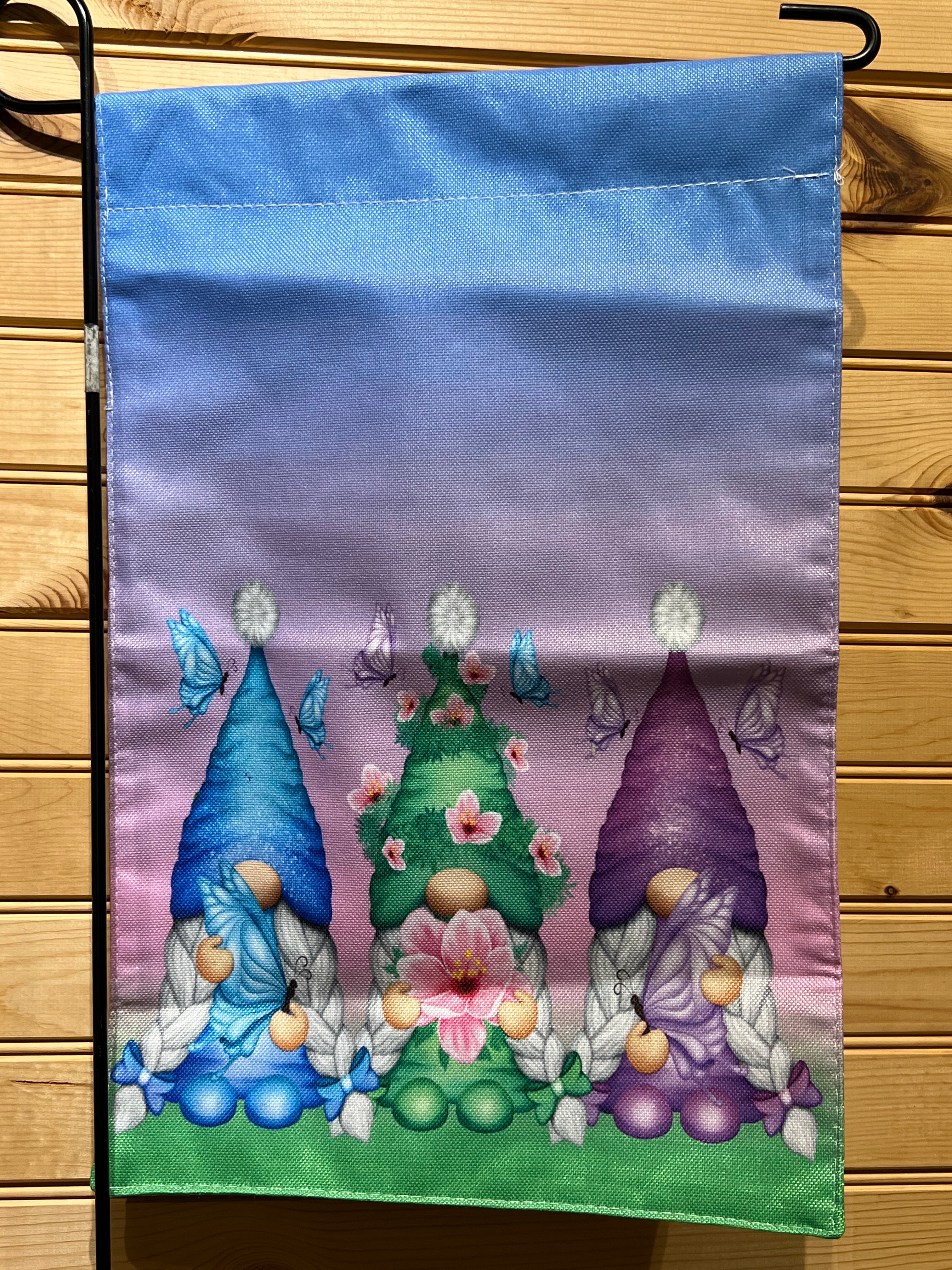 Garden Flag - GF217 - Gnomes and Butterflies