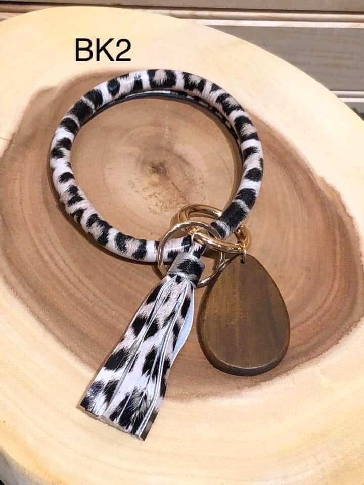 Vegan Leather Bangle Keyring with Wood Teardrop - Grey Leopard - BK2