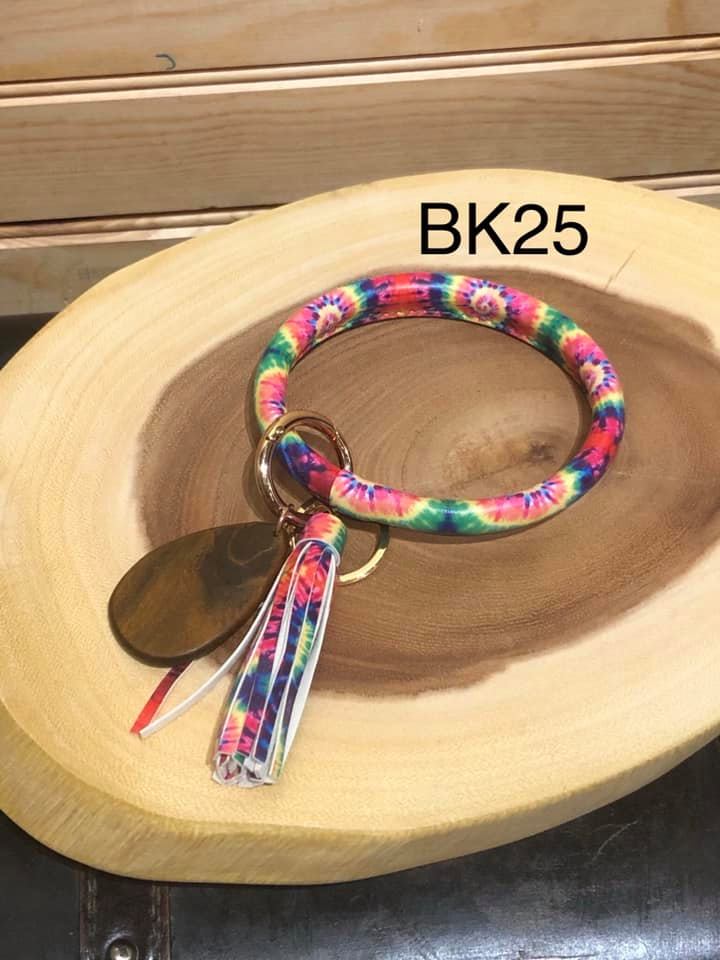 Vegan Leather Bangle Keyring with Wood Teardrop - Pasion Colors TieDye