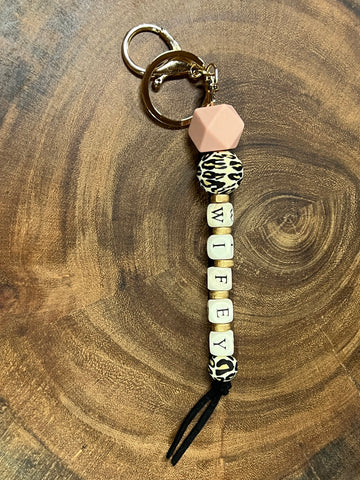 Wifey Silicone Bead Keyring. Pink / Leopard.