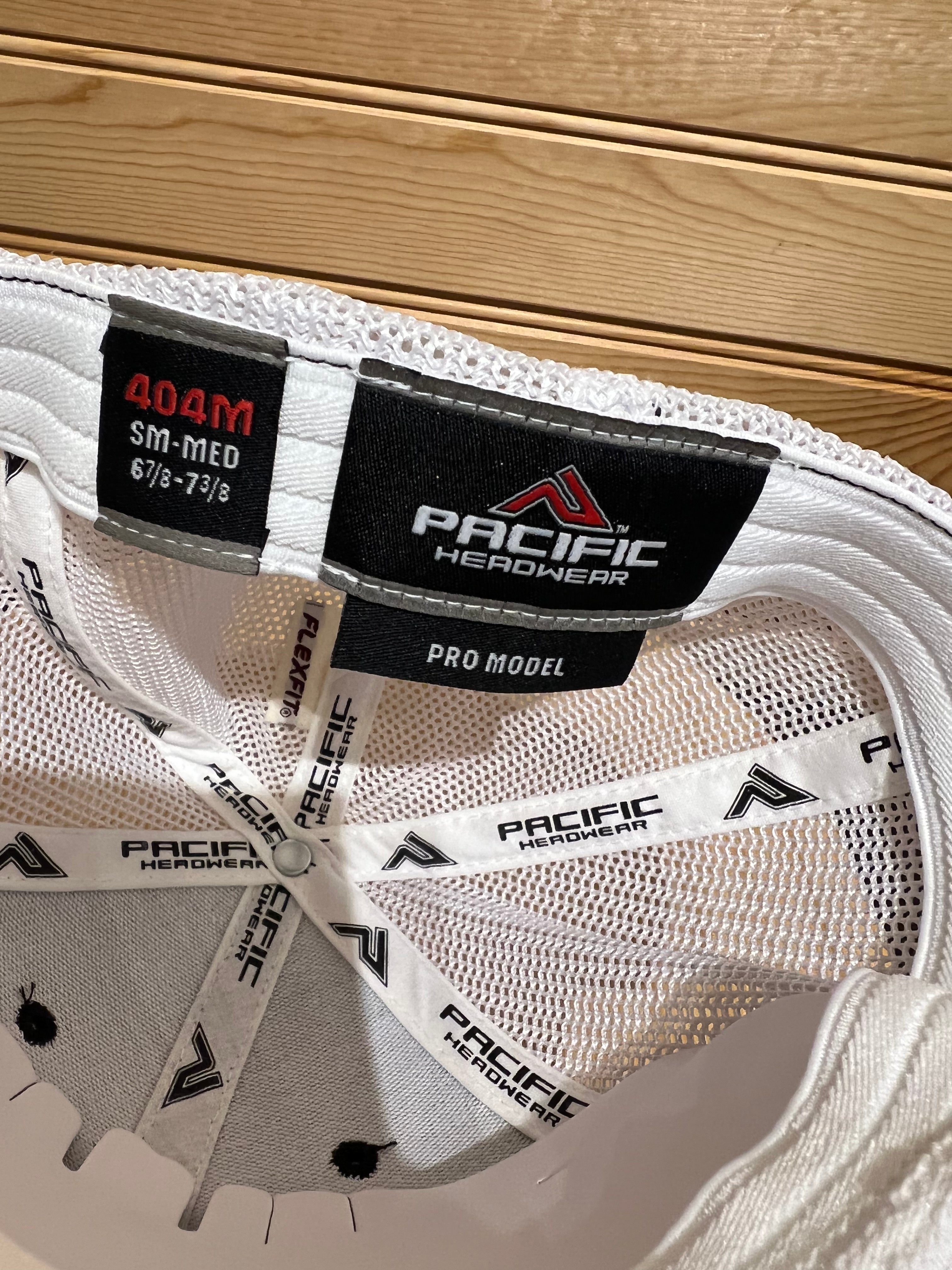 Pacific Trucker FlexFit ProModel 404M Sm-Med 6 7/8 - 7 3/8 - White Mesh with Black Front and Red Bill