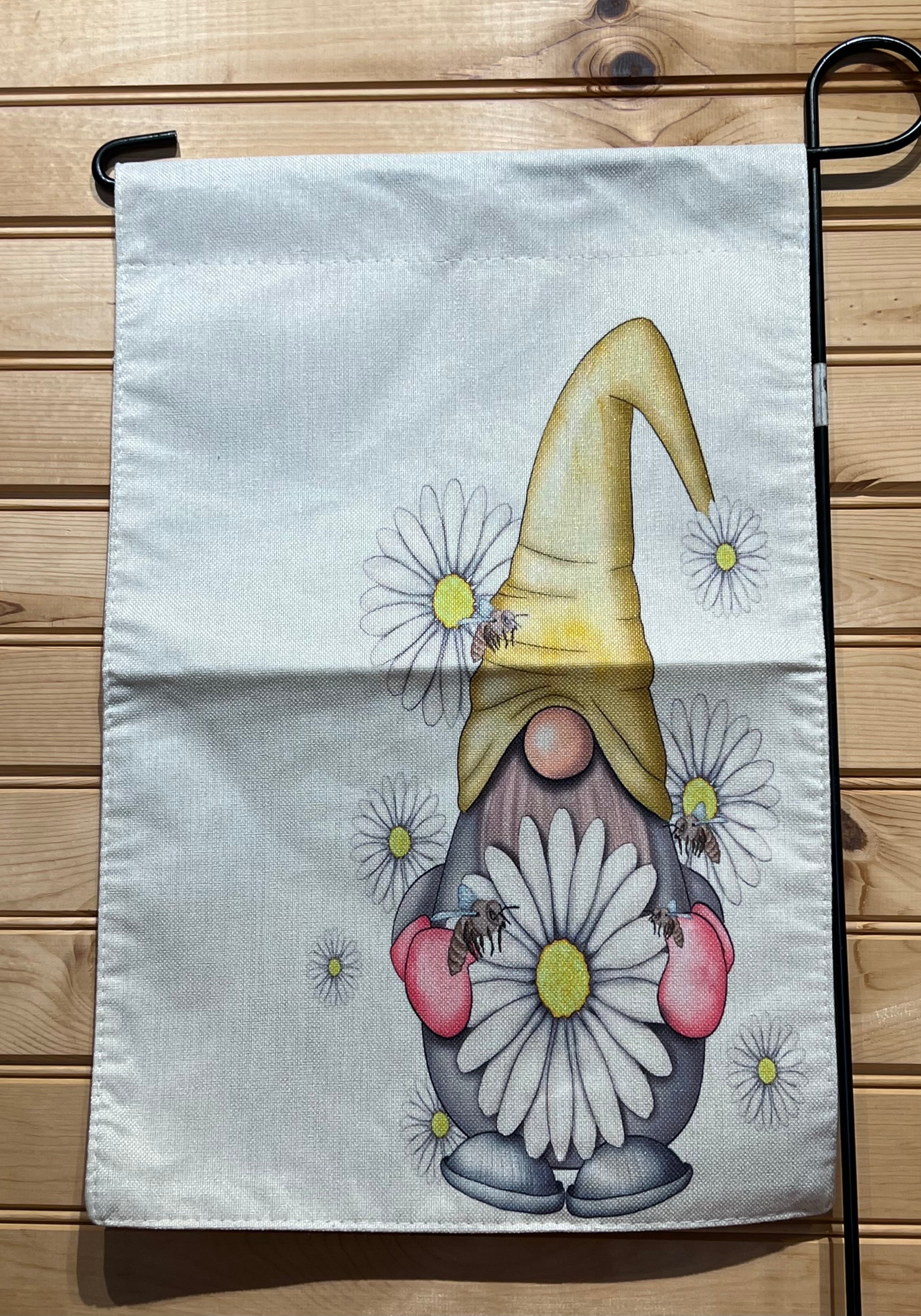 Garden Flag - GF202 - Daisy Gnome