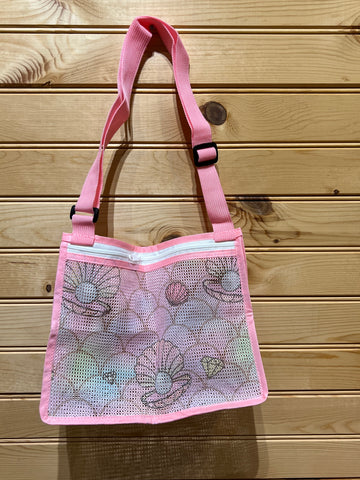 Seashell Bag - Pink Pearl in Oyster .