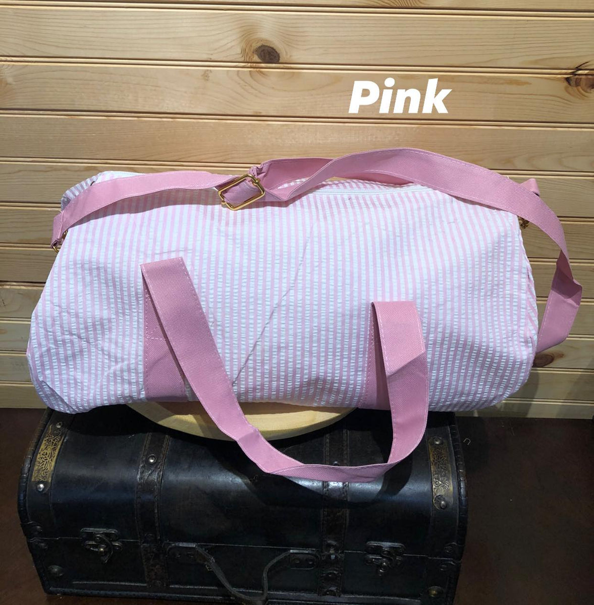 Seersucker Duffle Bag - Pink – Fountain of Blanks